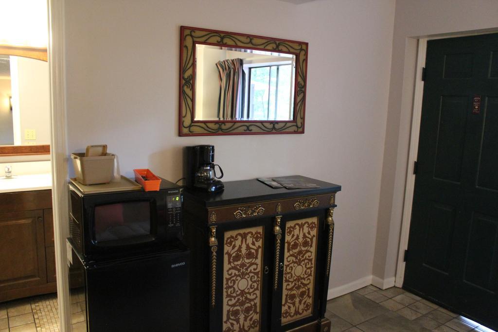 Brydan Suites 유레카 스프링스 외부 사진