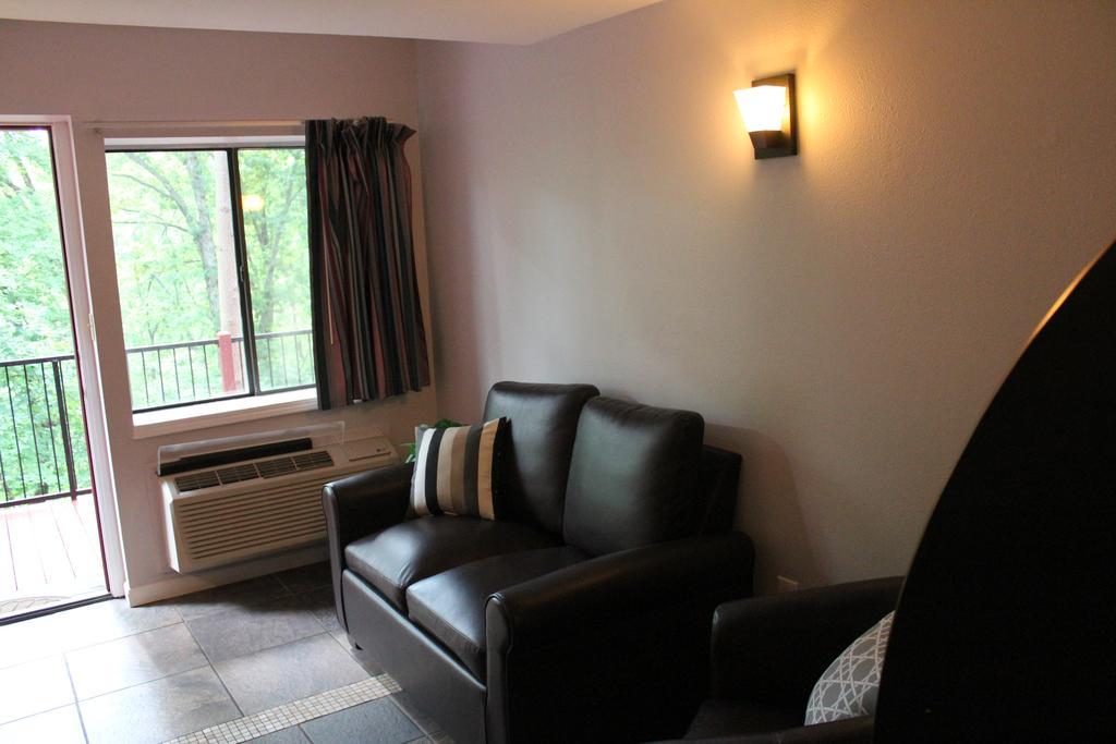 Brydan Suites 유레카 스프링스 외부 사진