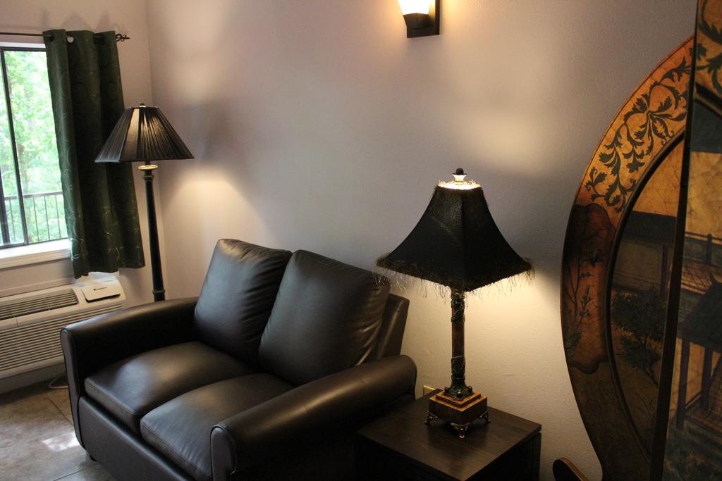 Brydan Suites 유레카 스프링스 외부 사진